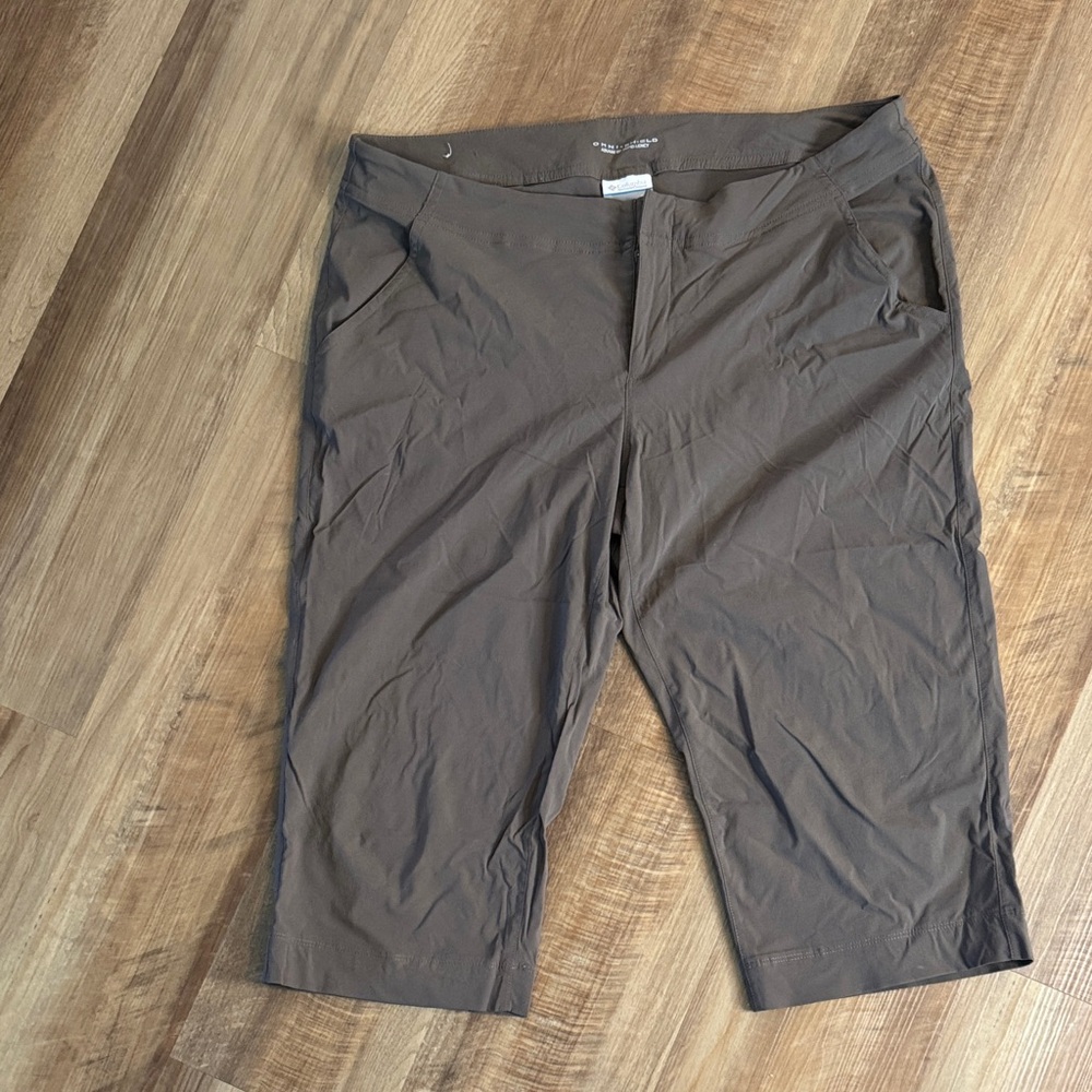 Columbia Omni-Shield Tan Pants